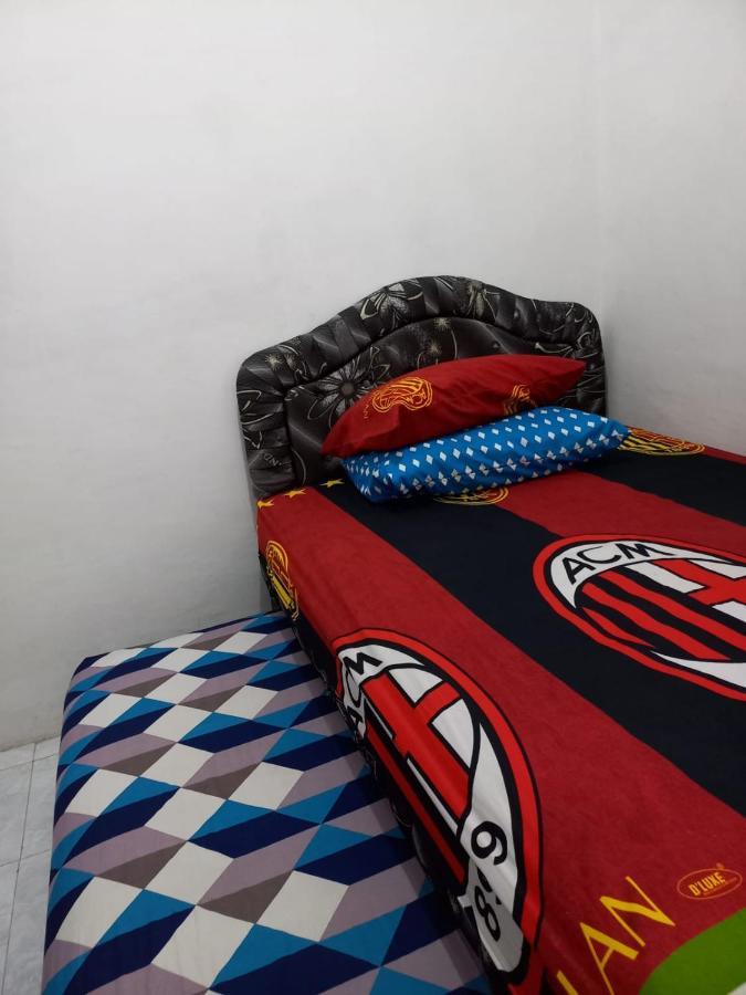 Homestay Berkah Syariah Букитинги Екстериор снимка