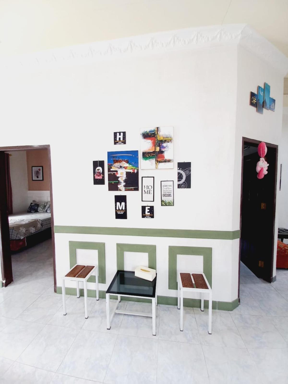 Homestay Berkah Syariah Букитинги Екстериор снимка